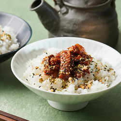 京都「京料理六盛」 国産うなぎと生とらふぐのひつまぶしセット