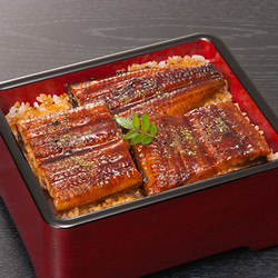 宮崎「鰻楽」うなぎ蒲焼切身