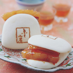 ［ふくみ屋］角煮卓袱まんじゅう