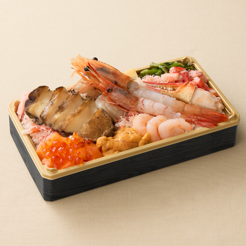［魚と肉と北海道 蔵］特大あわびと豪華海鮮弁当