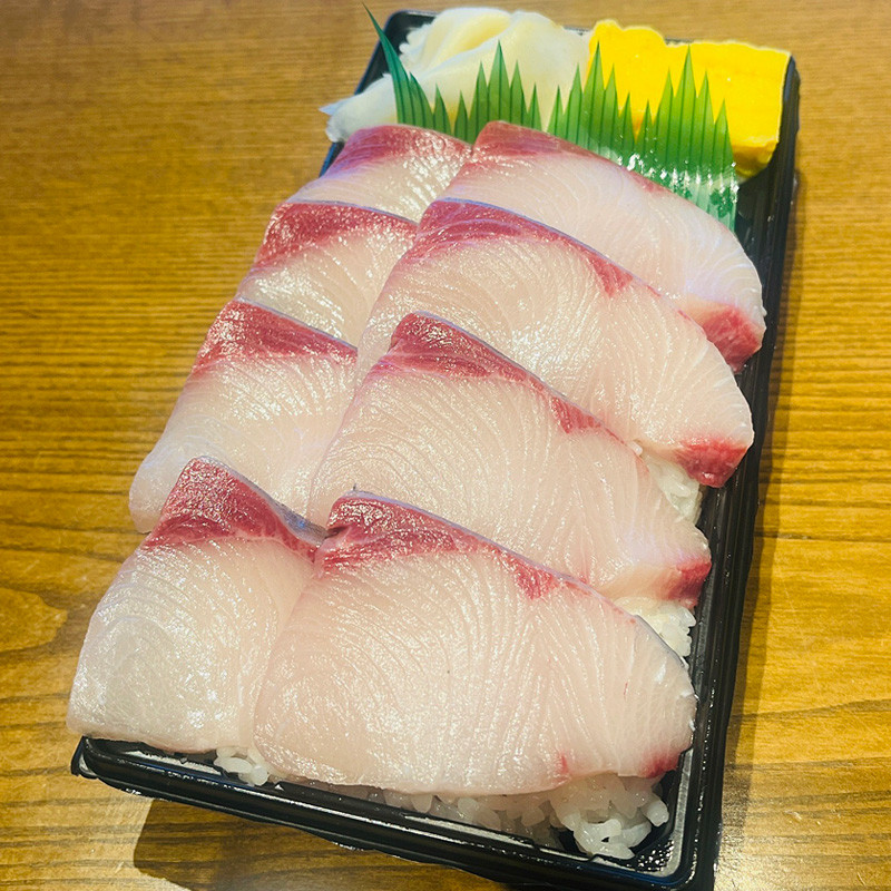 ［TAGIRUBA］
茶ぶり刺身満喫丼