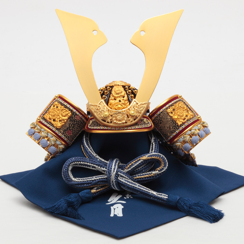 久月］兜収納飾（11236） - 2026 五月人形 - 【公式】東武百貨店