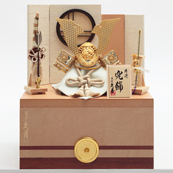 ［久月］銘木兜収納飾（61676）【15％割引ご優待】