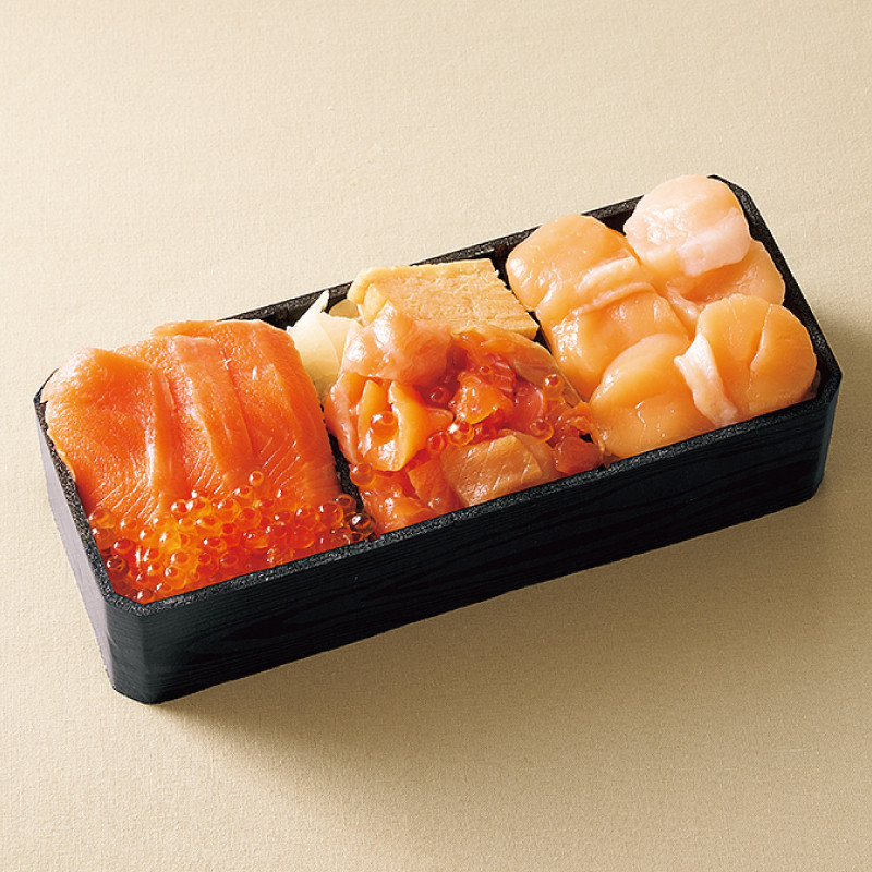 ［北海鮮 海の里］道産サーモン・赤玉ホタテ弁当