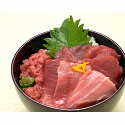 ［ホクエイ］天然本まぐろ丼セット（天然本まぐろ盛り合せ）【送料込み】