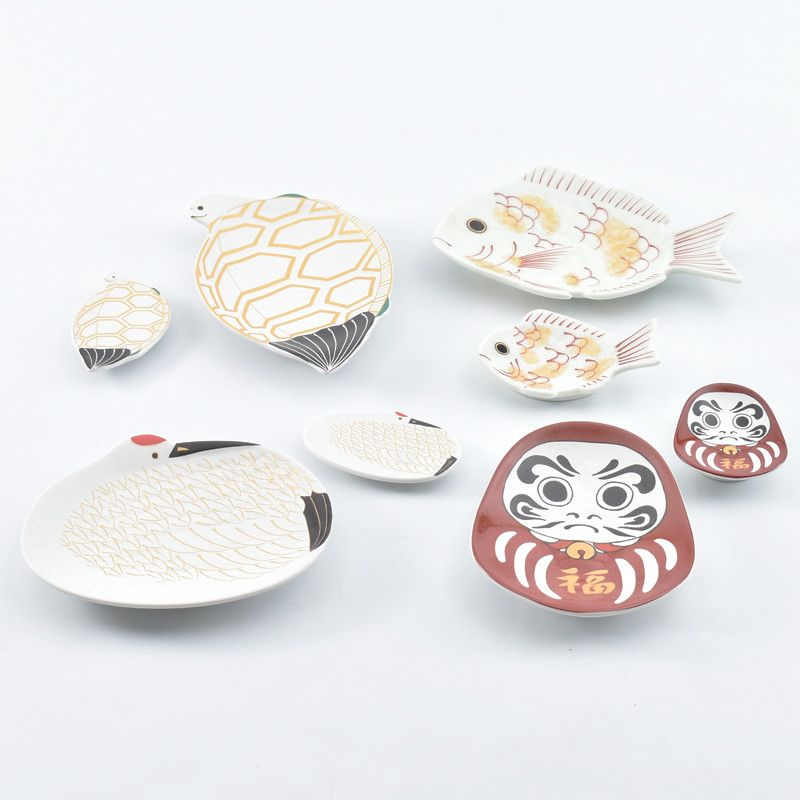 前畑陶器　縁起商店　三段重　羽子板型平皿　羽型箸置き　お祝い　お正月　全13点 前畑陶器 縁起商店 三段重 羽子板型平皿 羽型箸置き お祝い お正月 全