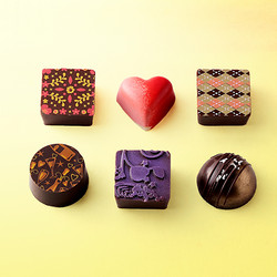 ［Atelier Coucou（アトリエ・クク）］本とショコラ 6粒入り