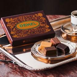 ［デメル］ソリッドチョコ９粒入