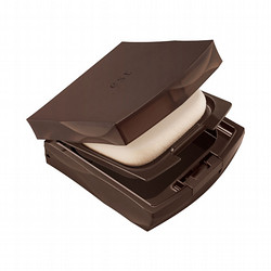 ［エスト］ イルミネーティング パウダーファンデーション用コンパクト