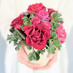 ［リンクフローリスト］ベーシックギフト フラワーアレンジメント 赤系【送料込み】