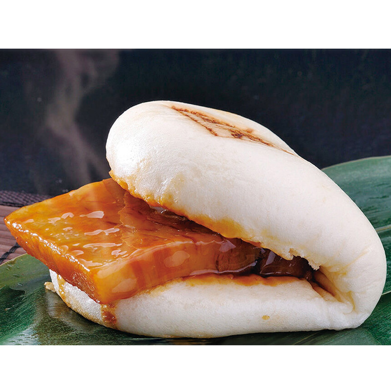 ［萬來］志布志市
黒豚角煮まんじゅう