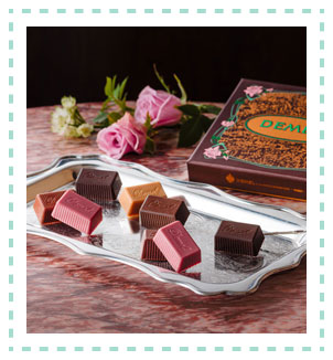 ［デメル］ソリッドチョコ１２粒入