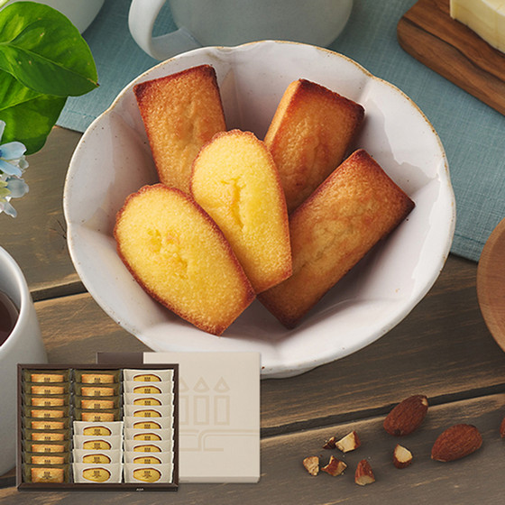 食品サンプル洋菓子27点 バームクーヘン マドレーヌ フィナンシェ クッキー等 アンリ・シャルパンティエ］フィナンシェ・マドレーヌ詰合せ 26個入