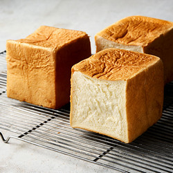 ［ブールアンジュ］角食パン３斤セット