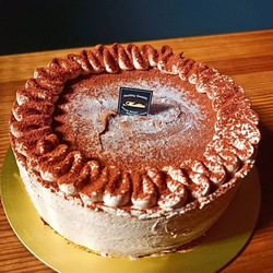 ［CAKE＆DELI Mutter（ケーキ＆デリ ムッター）］生チョコデコレーションケーキ【送料込み】