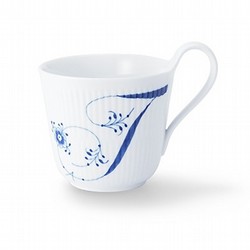 ［ロイヤル コペンハーゲン］ブルーフルーテッド プレイン アルファベットマグ　Ｔ