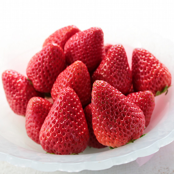 フルーツガーデンやまがた］徳島県産・うずしおベリー【送料込み