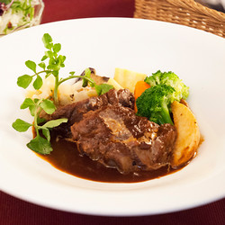 神戸・元町「アシエット」ビーフシチュー4個【送料込み】