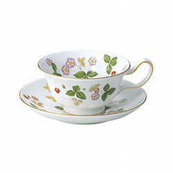 ［ウェッジウッド］ワイルド ストロベリー ティーカップ＆ソーサー（ピオニー）